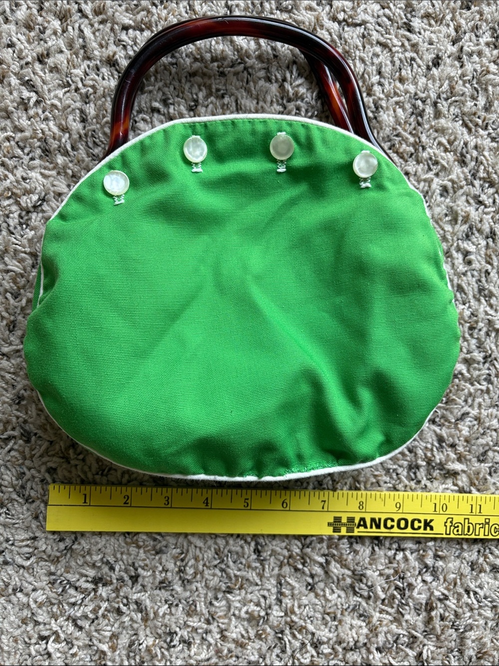 Vintage Bermuda Bag with Lucite Handle and Reversible Cloth Cover - Picture 8 of 10